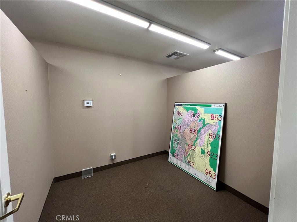 25201 La Paz Road, #203A, Laguna Hills, CA 92653 25201 La Paz Road, #203A, Laguna Hills, CA 92653