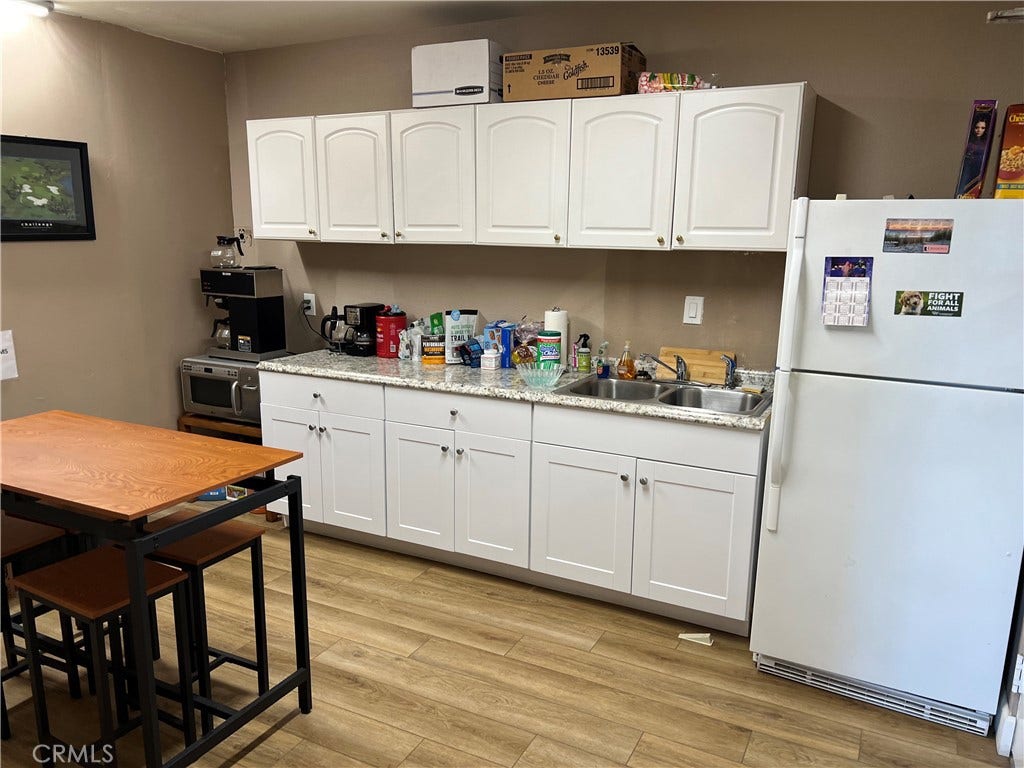25201 La Paz Road, #203A, Laguna Hills, CA 92653 25201 La Paz Road, #203A, Laguna Hills, CA 92653