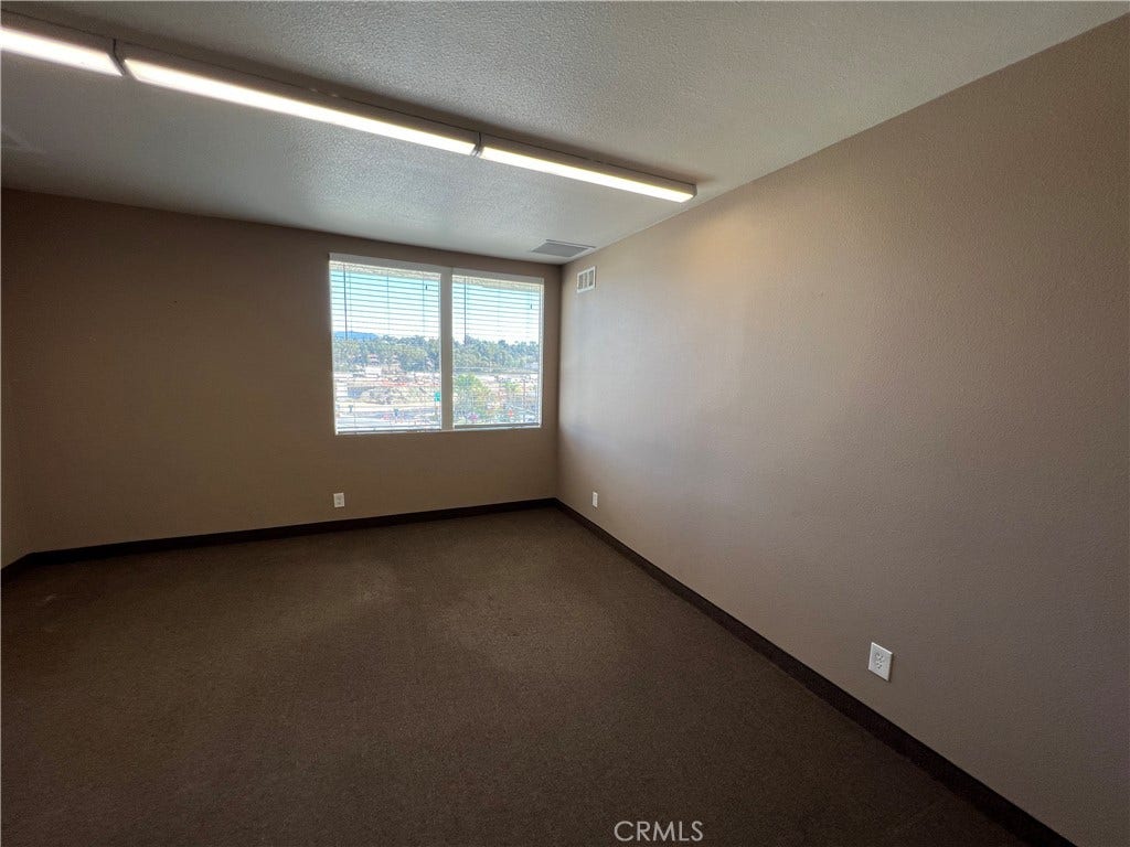 25201 La Paz Road, #203A, Laguna Hills, CA 92653 25201 La Paz Road, #203A, Laguna Hills, CA 92653