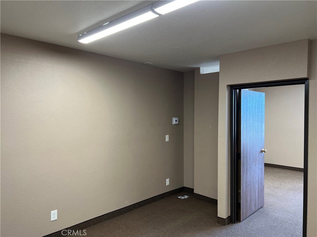 25201 La Paz Road, #203A, Laguna Hills, CA 92653 25201 La Paz Road, #203A, Laguna Hills, CA 92653