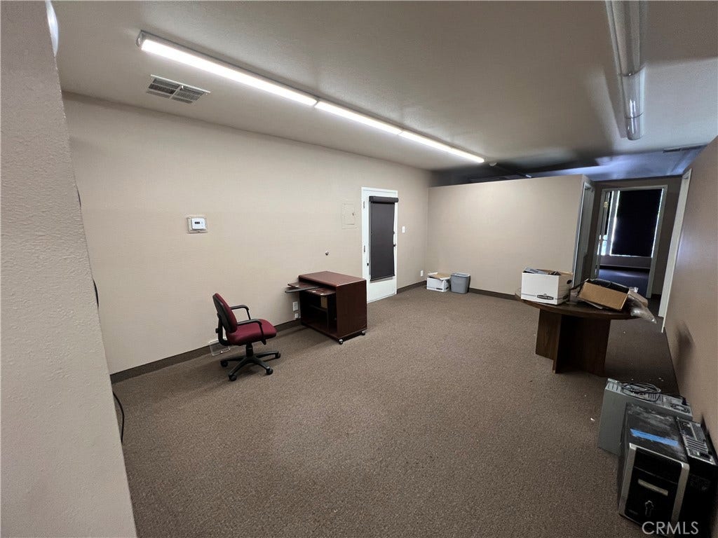 25201 La Paz Road, #203A, Laguna Hills, CA 92653 25201 La Paz Road, #203A, Laguna Hills, CA 92653