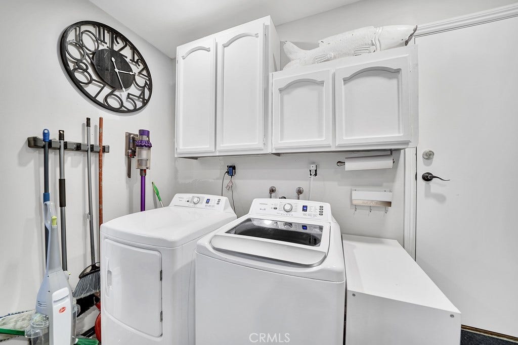 2897 Calle Heraldo, San Clemente, CA 92673 Large capacity washer and dryer