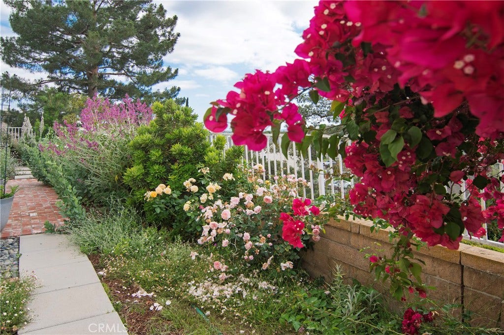 28242 Elmwood, Mission Viejo, CA 92692 28242 Elmwood, Mission Viejo, CA 92692