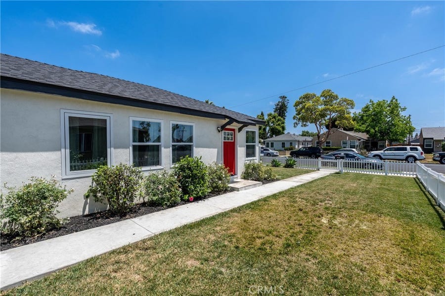 Property photo for 2241 Grand Ave, Long Beach, CA
