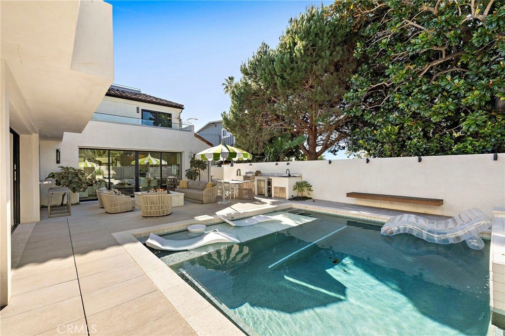 228 W Avenida Cordoba, San Clemente, CA 92672