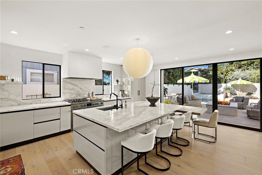 228 W Avenida Cordoba, San Clemente, CA 92672