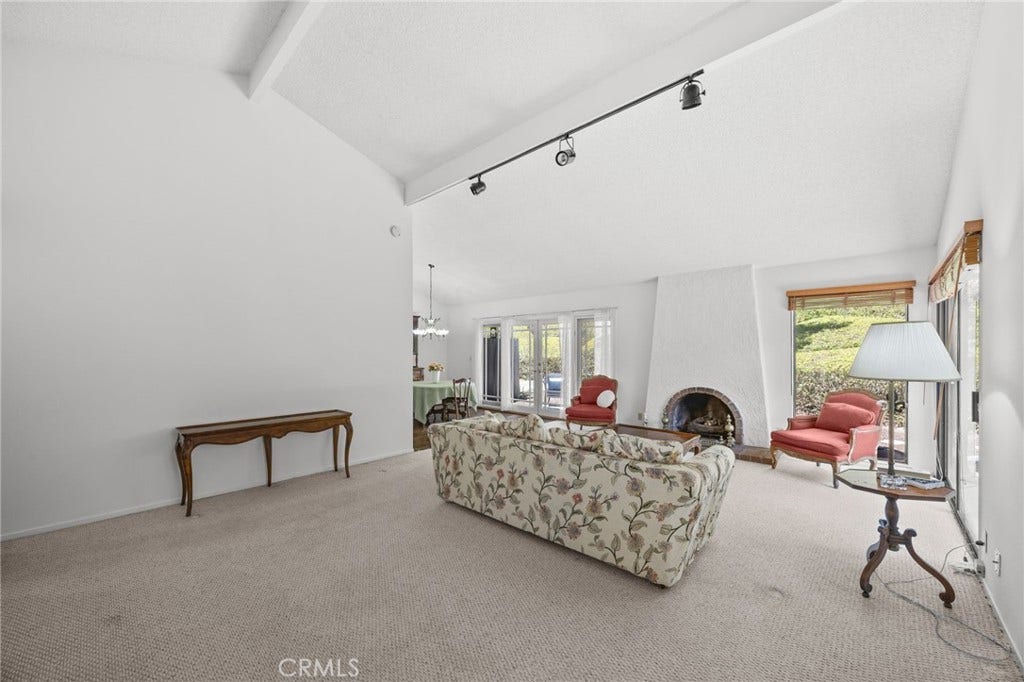 32471 Spyglass Court, San Juan Capistrano, CA 92675 Living Room