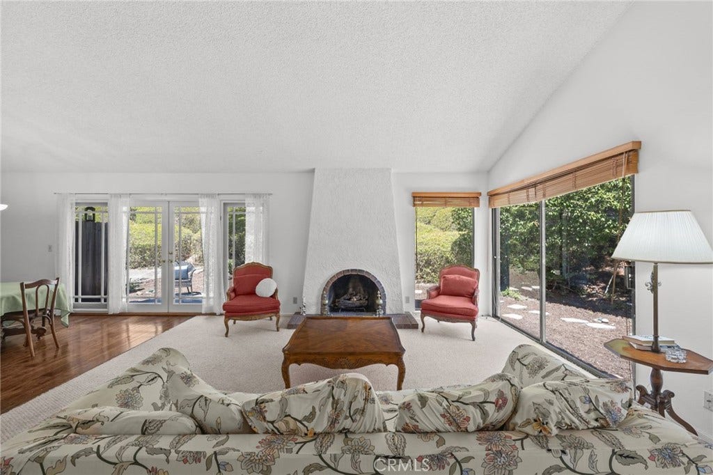 32471 Spyglass Court, San Juan Capistrano, CA 92675 Living Room