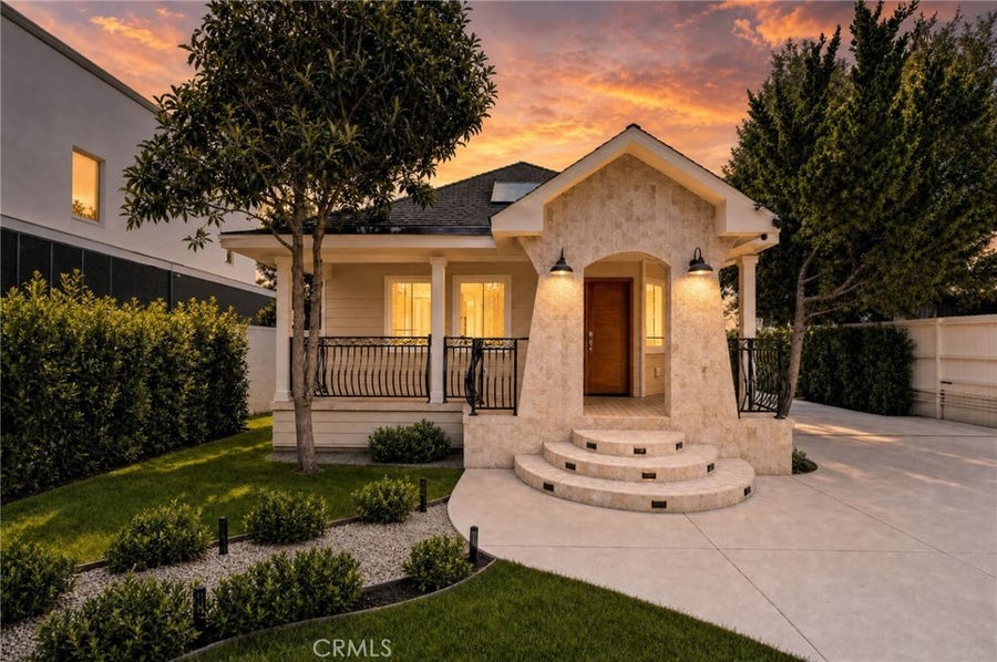 Property photo for 7142 Marshfield, Los Angeles, CA