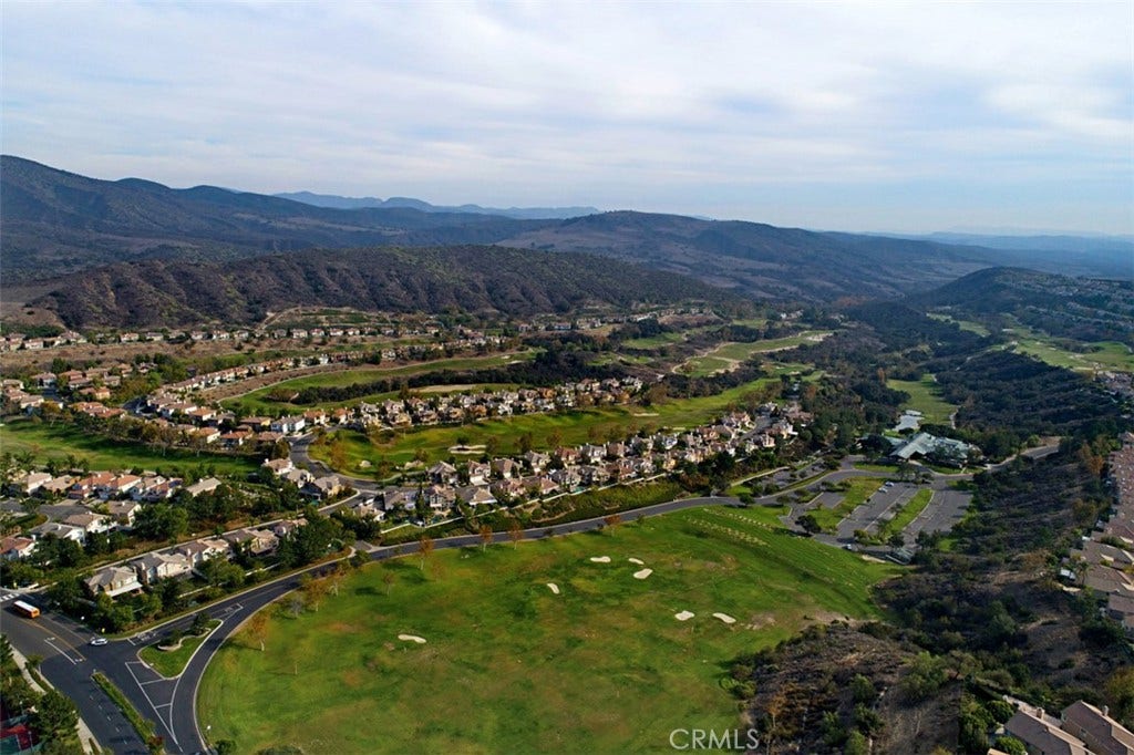 71 Golf Ridge Drive, Rancho Santa Margarita, CA 92679 Aerial of Community