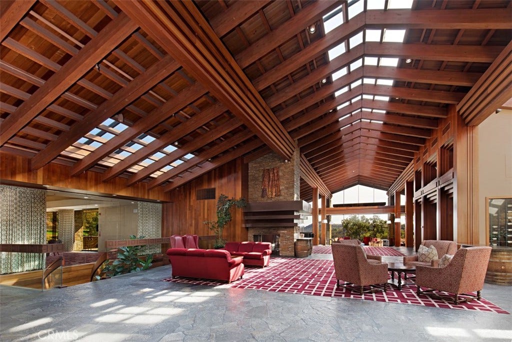 71 Golf Ridge Drive, Rancho Santa Margarita, CA 92679 Dove Canyon Golf Club - Clubhouse (Contact Club for Golf/Social Membership Opportunities)