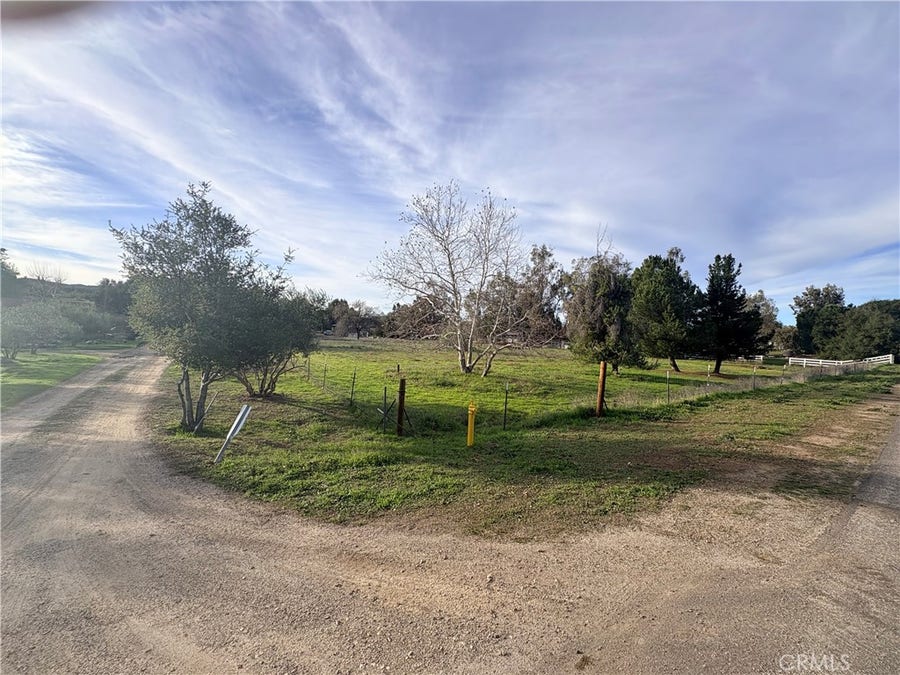 Property photo for 33 RODEO RD, Lake Elsinore, CA