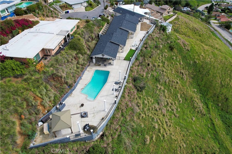 Property photo for 449 Skylark, San Bernardino, CA