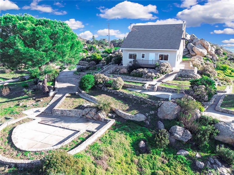 Property photo for 6750 Rainbow Heights Road, Fallbrook, CA