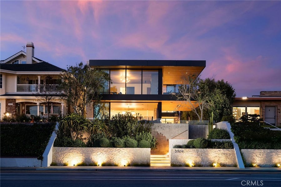 Property photo for 2304 Cliff, Newport Beach, CA