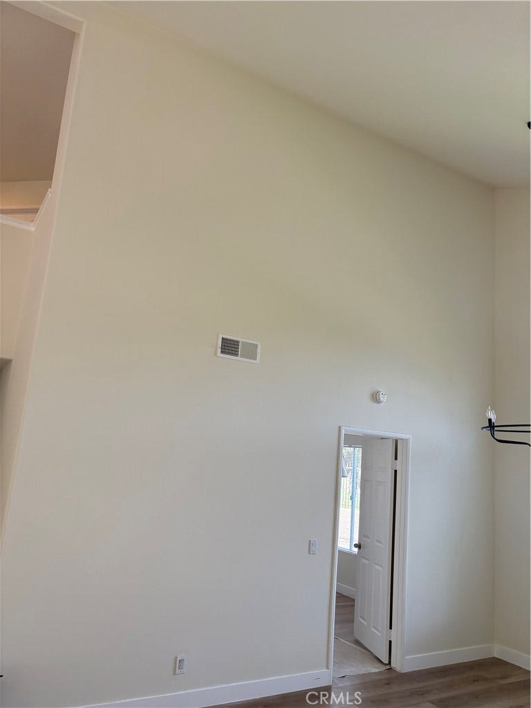 34 Reata, Rancho Santa Margarita, CA 92688 Enclosed loft