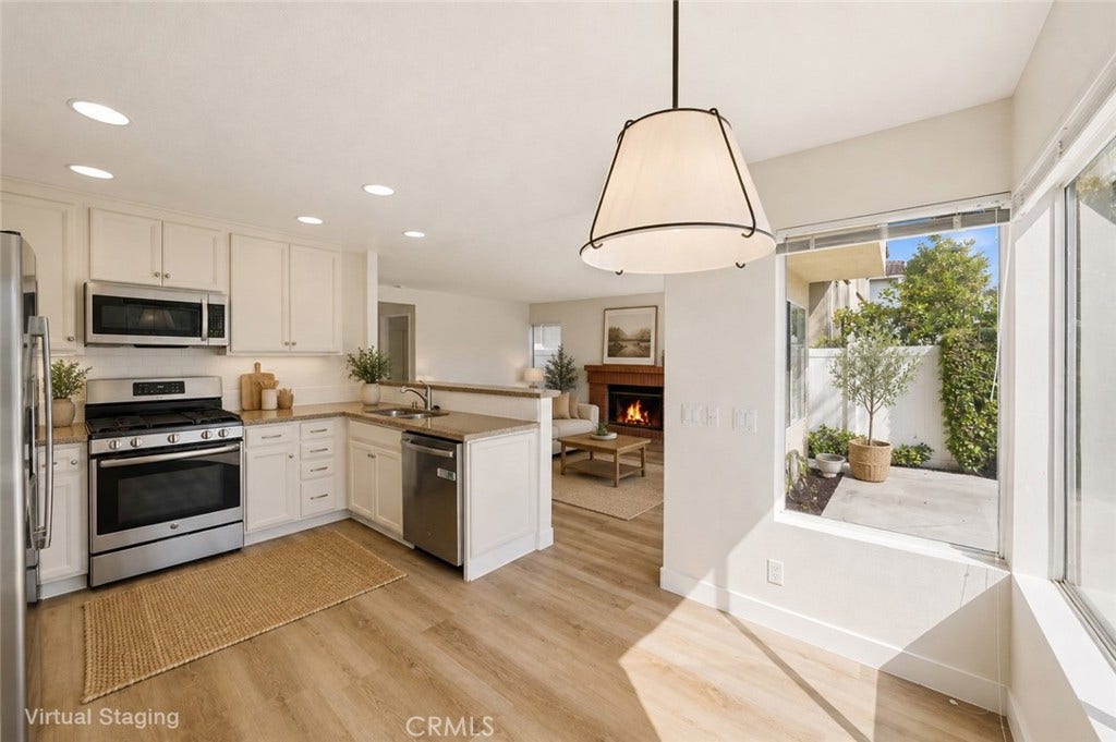 34 Reata, Rancho Santa Margarita, CA 92688 Virtual Staging Kitchen and Breakfast Nook