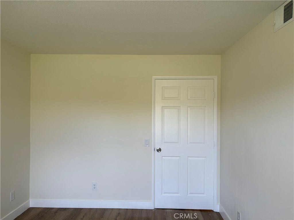 34 Reata, Rancho Santa Margarita, CA 92688 Enclosed loft
