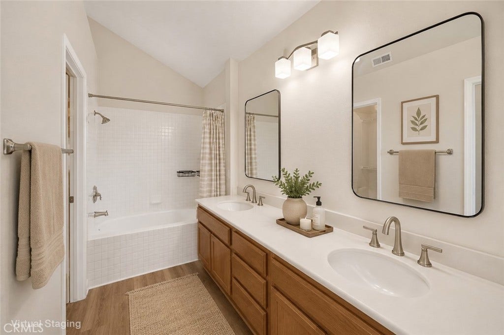 34 Reata, Rancho Santa Margarita, CA 92688 Virtual Staging Ensuite Bathroom
