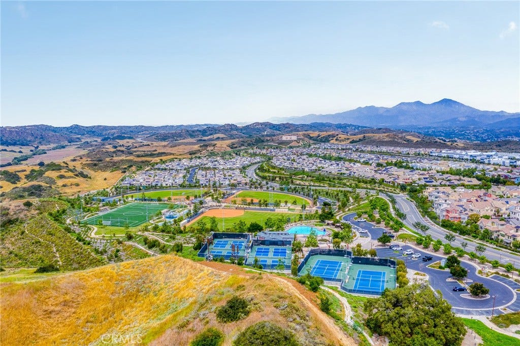 705 Arrowleaf, Rancho Mission Viejo, CA 92694 705 Arrowleaf, Rancho Mission Viejo, CA 92694