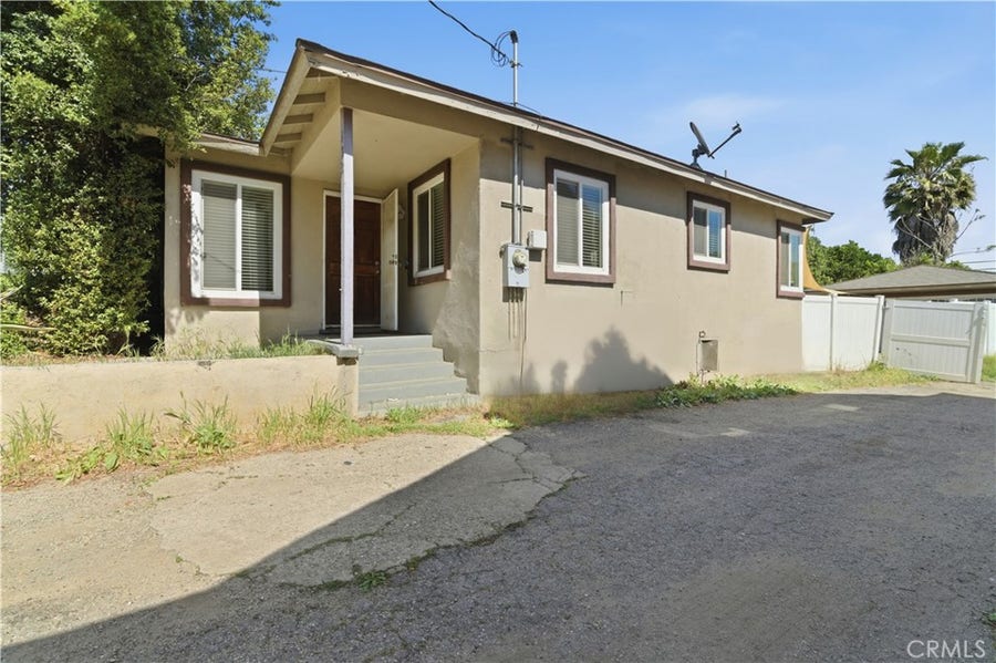 Property photo for 432 N Commonwealth, Los Angeles, CA