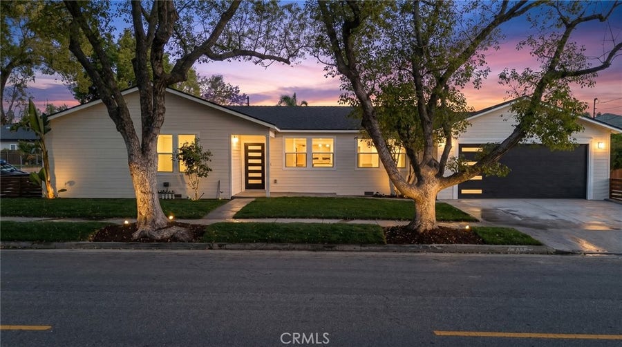 Property photo for 700 W 10th Street, Azusa, CA
