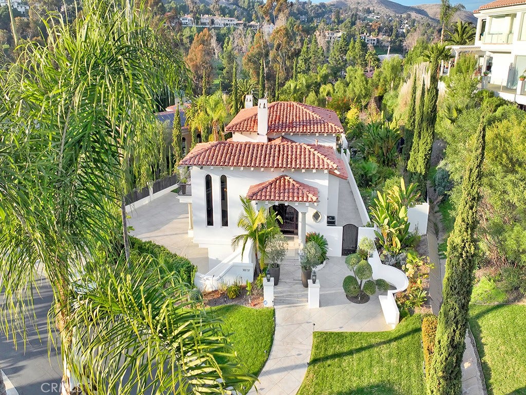 30732 Paseo Elegancia, San Juan Capistrano, CA 92675 30732 Paseo Elegancia, San Juan Capistrano, CA 92675