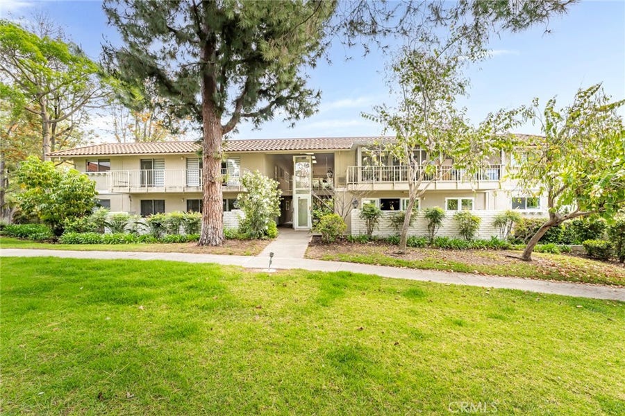 Property photo for 812 Ronda Mendoza, Laguna Woods, CA
