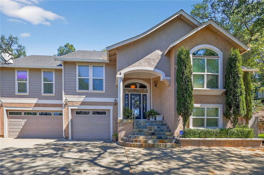 Property photo for 19370 Park Ridge, Hidden Valley Lake, CA