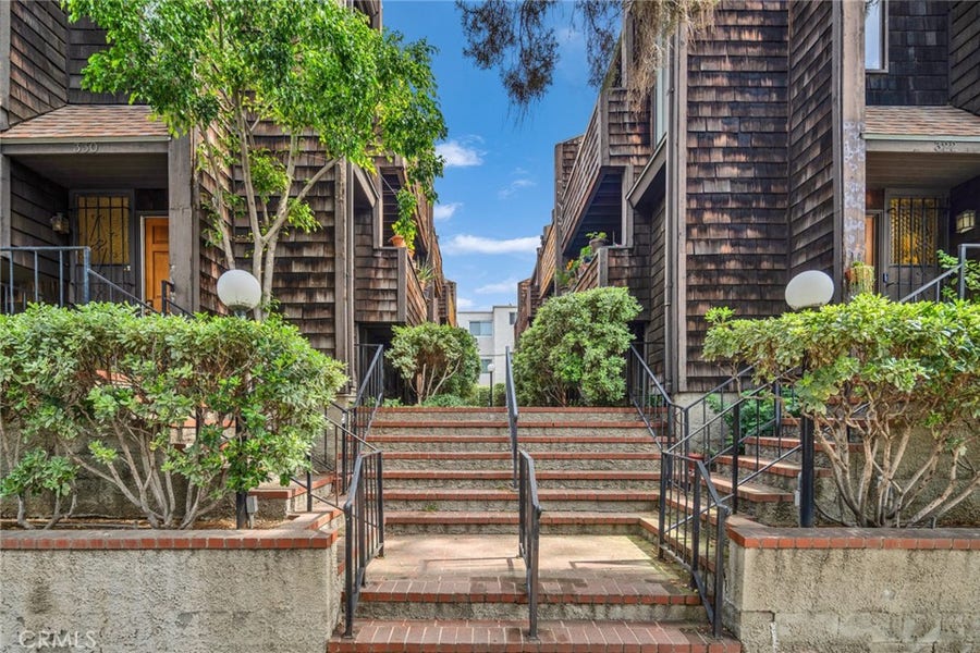 Property photo for 332 N 5th street, Burbank, CA
