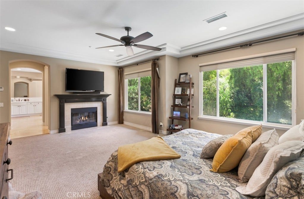 31201 Old San Juan Road, San Juan Capistrano, CA 92675 Primary suite with fireplace