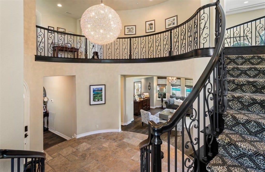 31201 Old San Juan Road, San Juan Capistrano, CA 92675 Main staircase