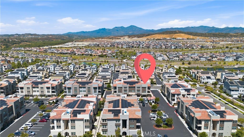 1401 Lasso Way, #304, Rancho Mission Viejo, CA 92694 1401 Lasso Way, #304, Rancho Mission Viejo, CA 92694