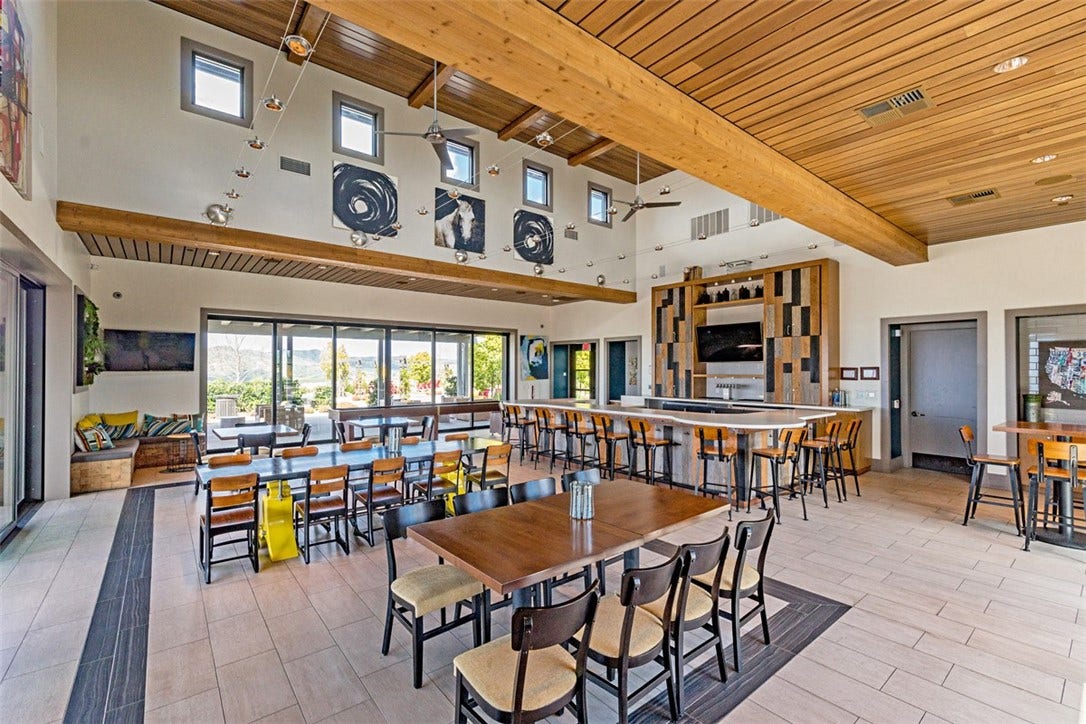1401 Lasso Way, #304, Rancho Mission Viejo, CA 92694 1401 Lasso Way, #304, Rancho Mission Viejo, CA 92694