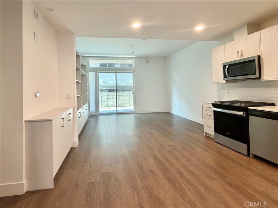 Property photo for 709 E Walnut Street, #222, Pasadena, CA