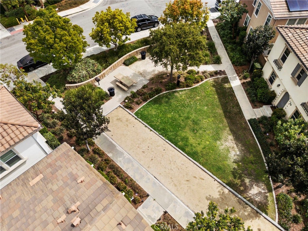 37 Majeza Court, Rancho Mission Viejo, CA 92694 37 Majeza Court, Rancho Mission Viejo, CA 92694
