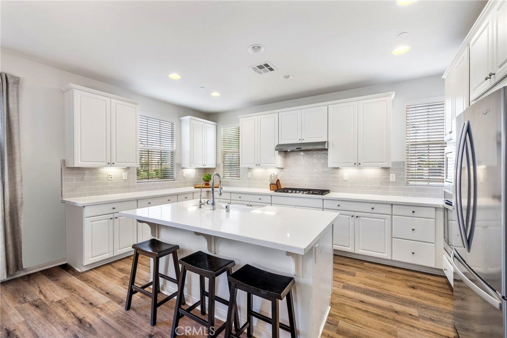 37 Majeza Court, Rancho Mission Viejo, CA 92694 37 Majeza Court, Rancho Mission Viejo, CA 92694