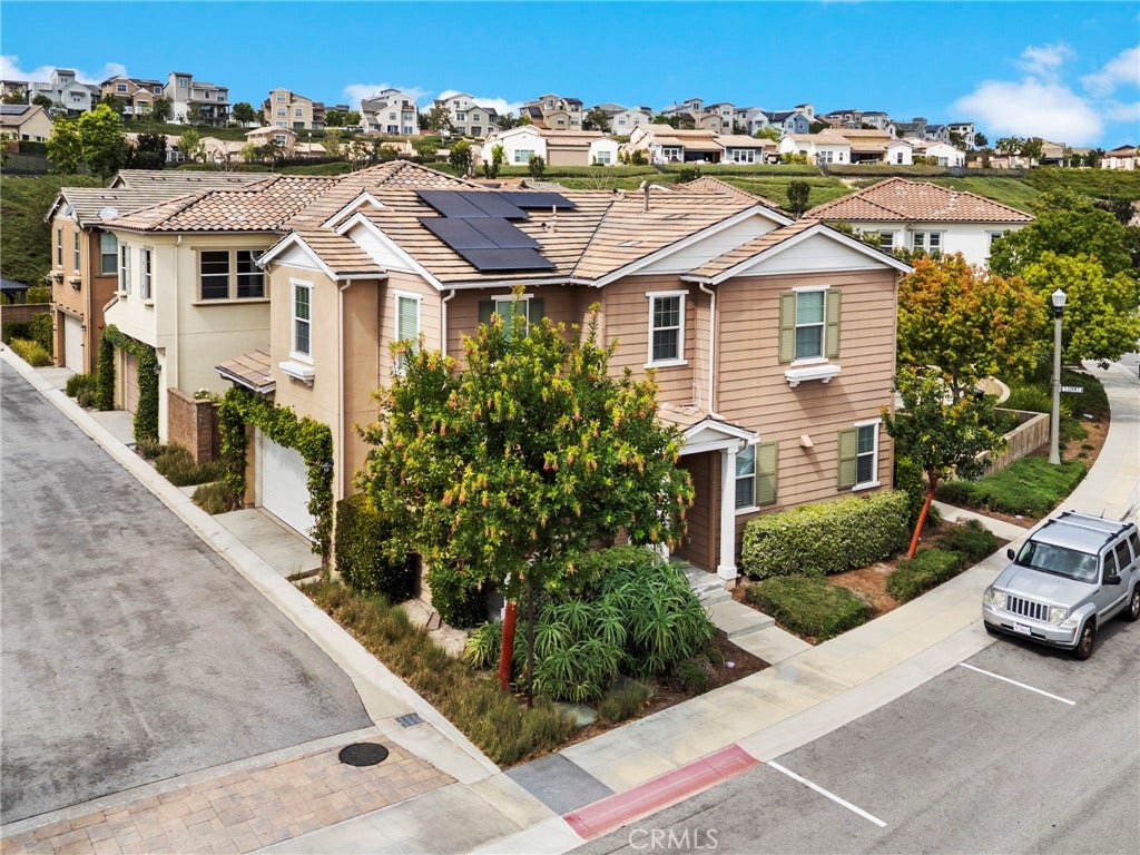 37 Majeza Court, Rancho Mission Viejo, CA 92694 37 Majeza Court, Rancho Mission Viejo, CA 92694