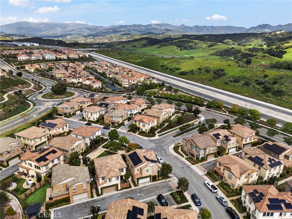37 Majeza Court, Rancho Mission Viejo, CA 92694 37 Majeza Court, Rancho Mission Viejo, CA 92694