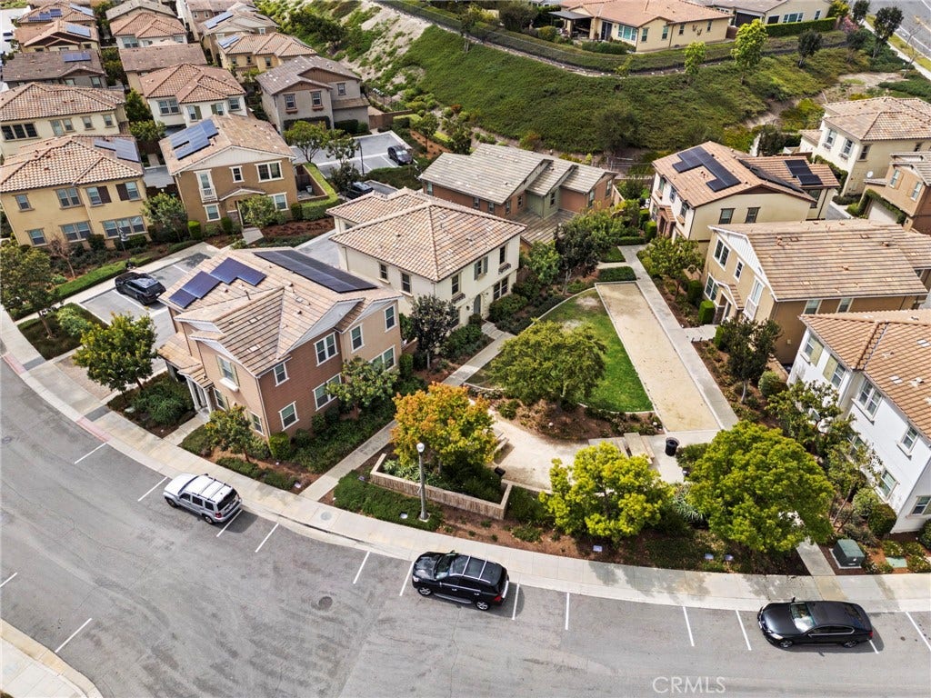 37 Majeza Court, Rancho Mission Viejo, CA 92694 37 Majeza Court, Rancho Mission Viejo, CA 92694