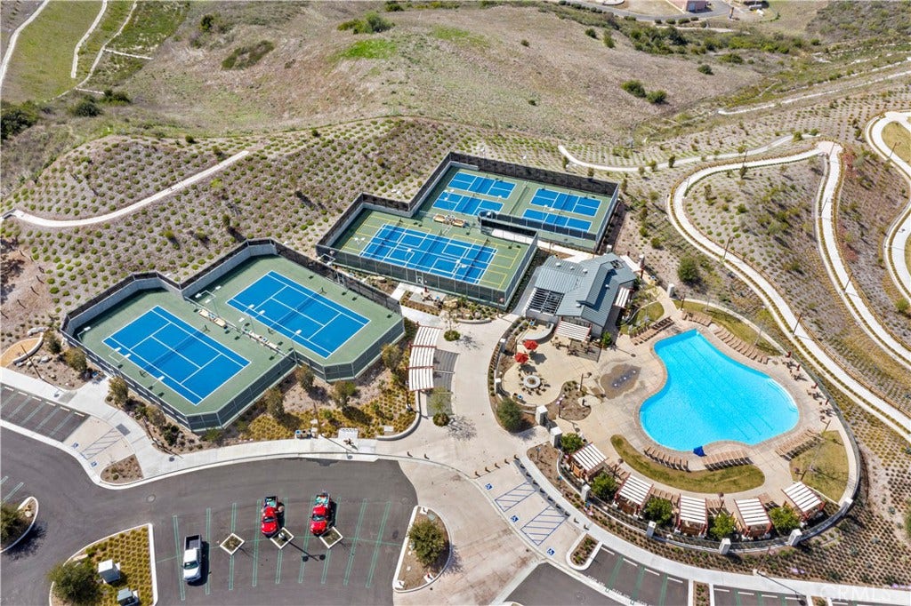 37 Majeza Court, Rancho Mission Viejo, CA 92694 javascript:__doPostBack('m_lbSave','')