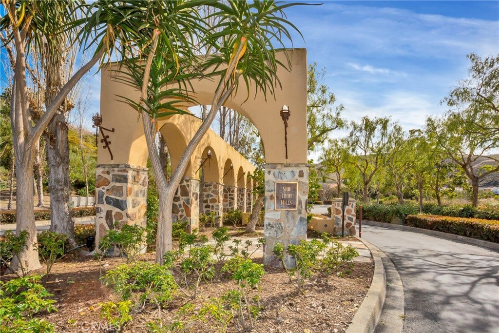27971 Via De Costa, San Juan Capistrano, CA 92675