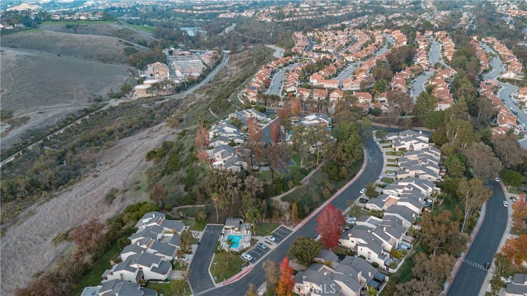 24306 Hillview, Laguna Niguel, CA 92677 24306 Hillview, Laguna Niguel, CA 92677