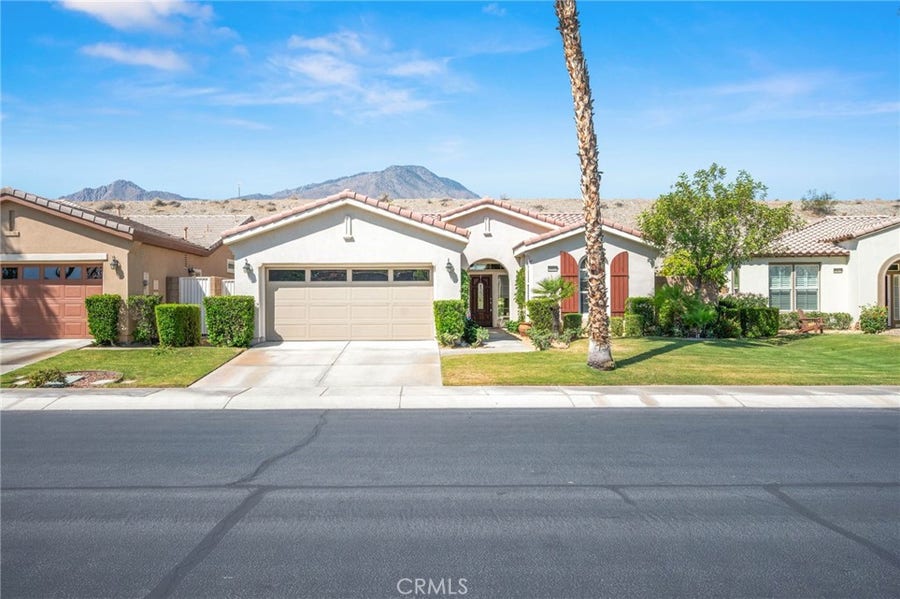 Property photo for 60655 Living Stone Drive, La Quinta, CA