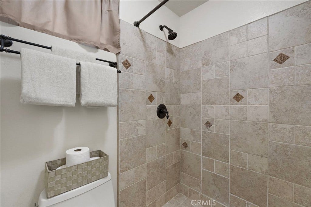 28752 Calle Vista, Laguna Niguel, CA 92677 Bathroom