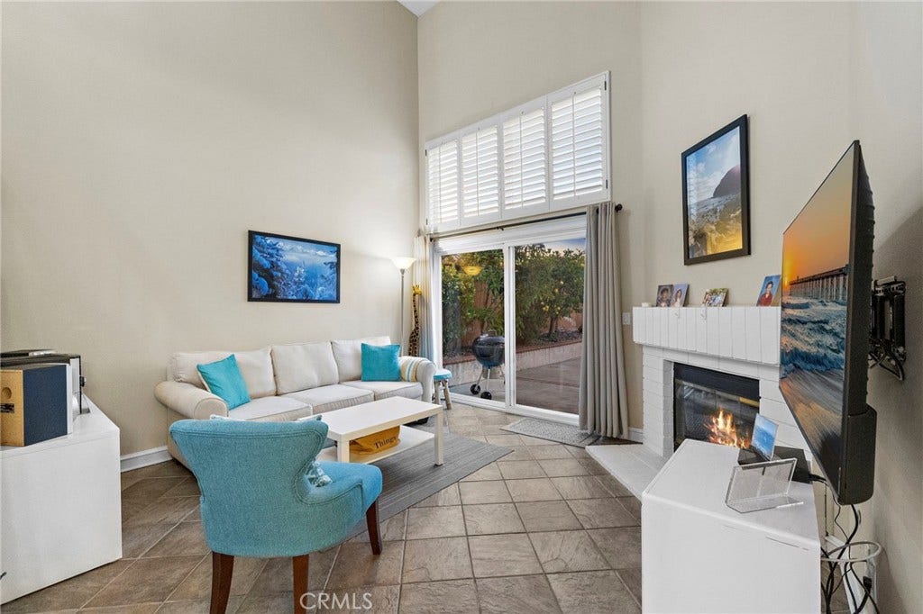 28752 Calle Vista, Laguna Niguel, CA 92677 Living room