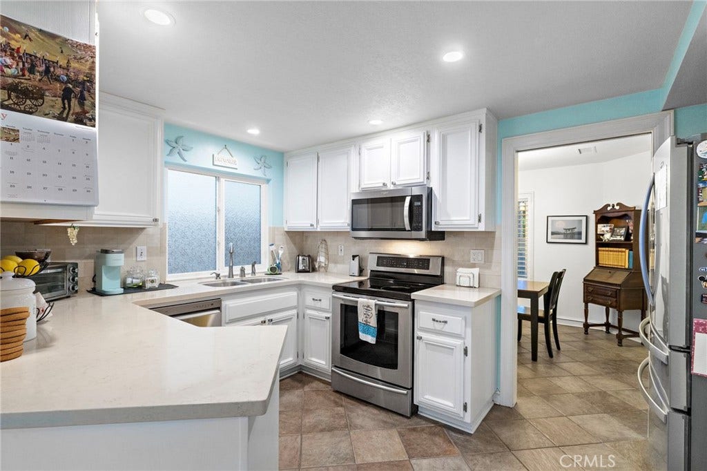 28752 Calle Vista, Laguna Niguel, CA 92677 Kitchen