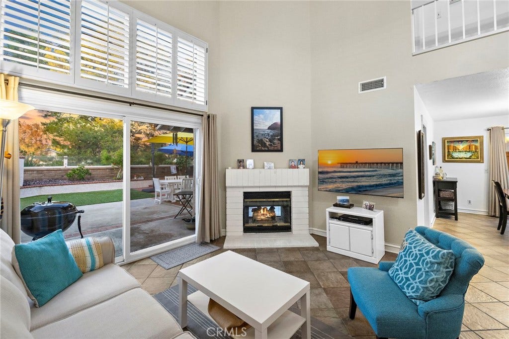 28752 Calle Vista, Laguna Niguel, CA 92677 Living room