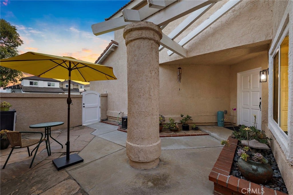 28752 Calle Vista, Laguna Niguel, CA 92677 Courtyard