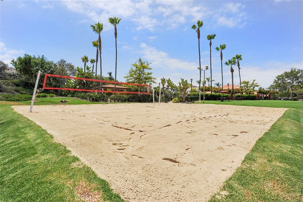 28752 Calle Vista, Laguna Niguel, CA 92677 The Club